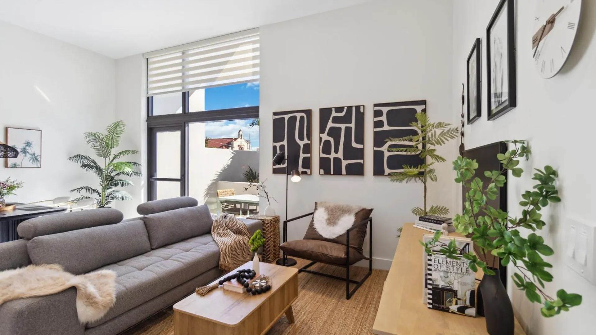 Rosemary District With Patio And In Walking Distance To Downtown And Bay Park Apartment *