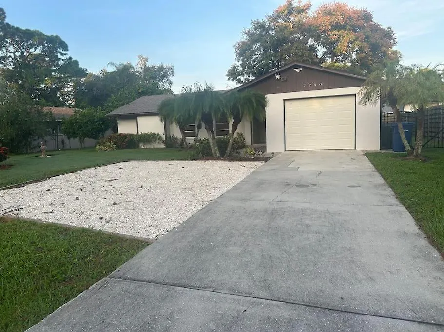 Holiday home 15 Min From Siesta