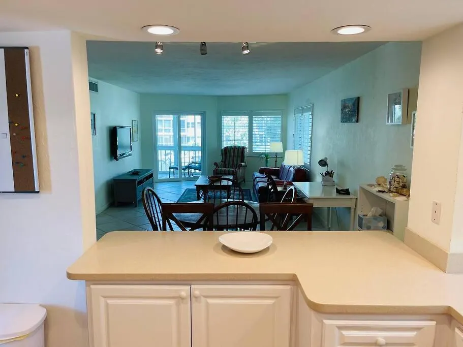 Siesta Harbor-beach Access, Canal Views, Pool,spa Sarasota