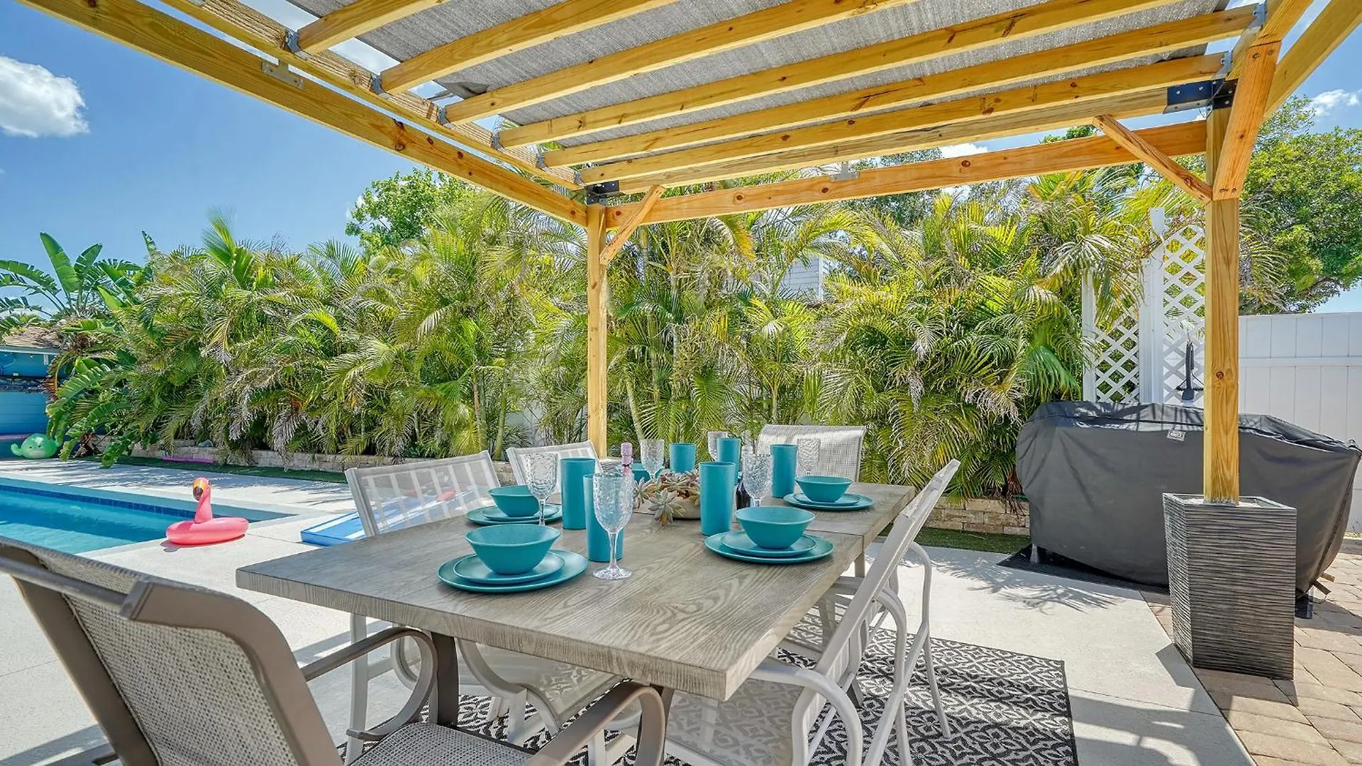 Beautiful - Oasis Backyard With Heat Pool * Sarasota