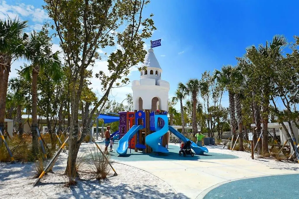 Beautiful - Oasis Backyard With Heat Pool Sarasota