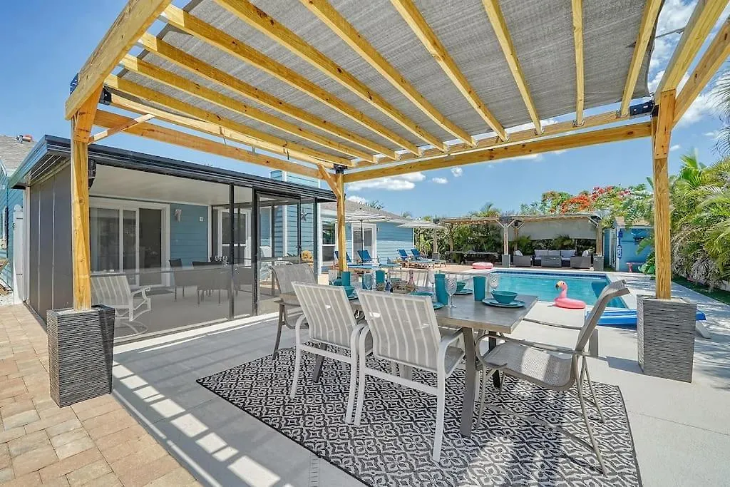 Beautiful - Oasis Backyard With Heat Pool Sarasota