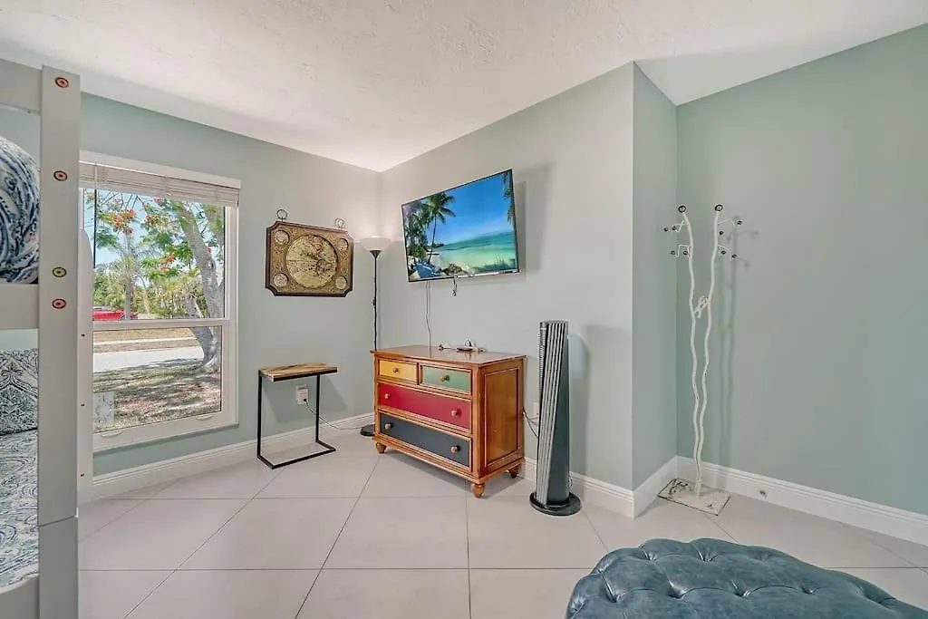 Beautiful - Oasis Backyard With Heat Pool * Sarasota