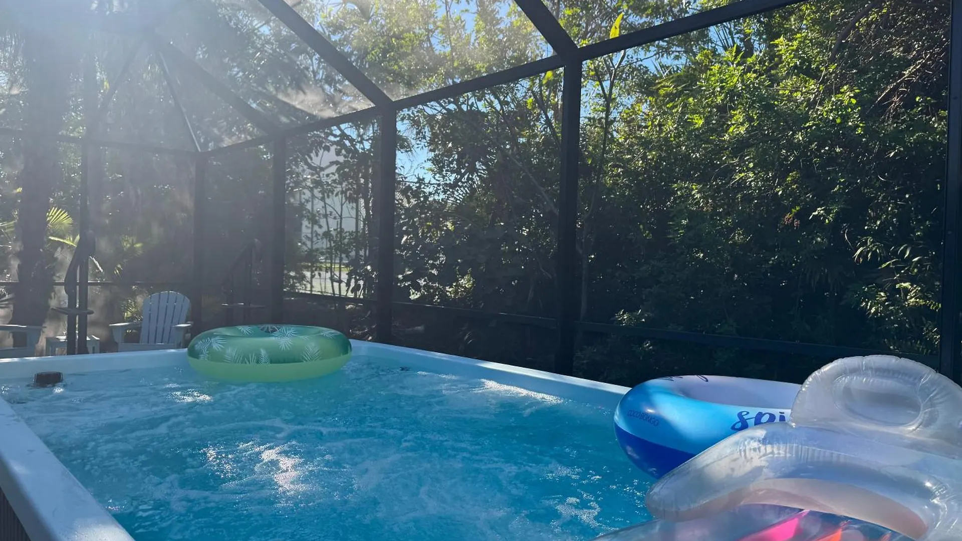 Location Siesta 1 Mile Away With Hot Sarasota