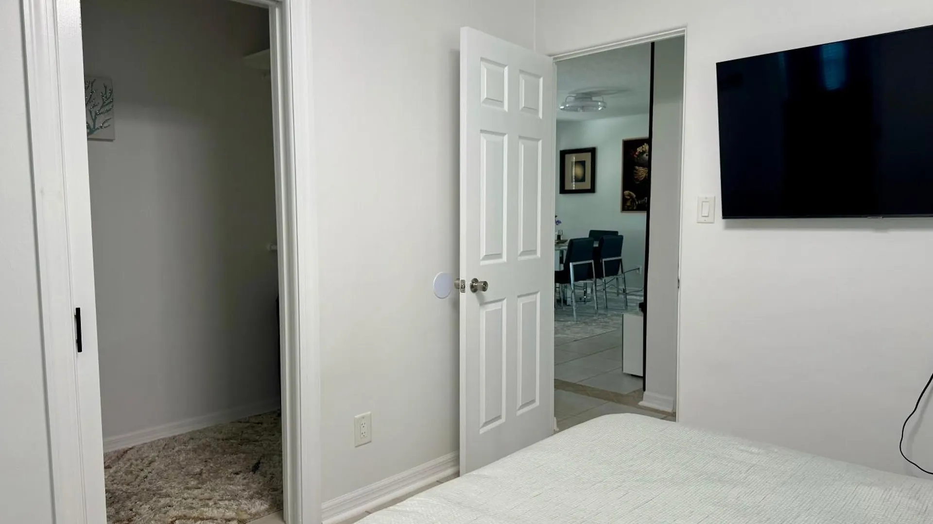 Holiday home Location Siesta 1 Mile Away With Hot