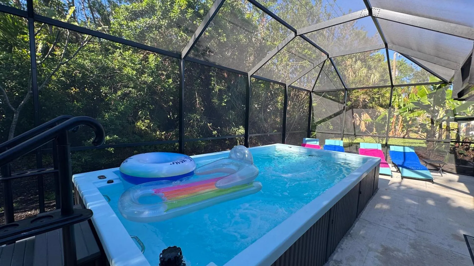Holiday home Location Siesta 1 Mile Away With Hot *