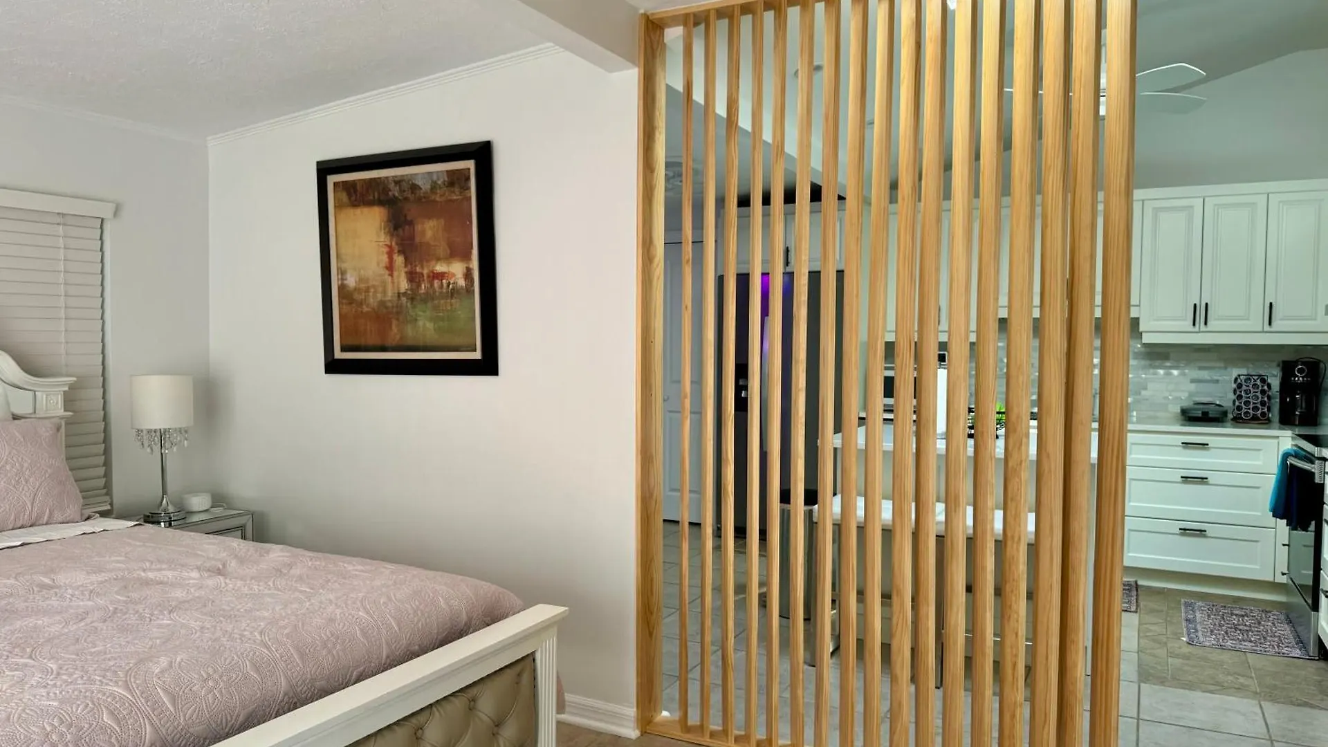 Location Siesta 1 Mile Away With Hot *