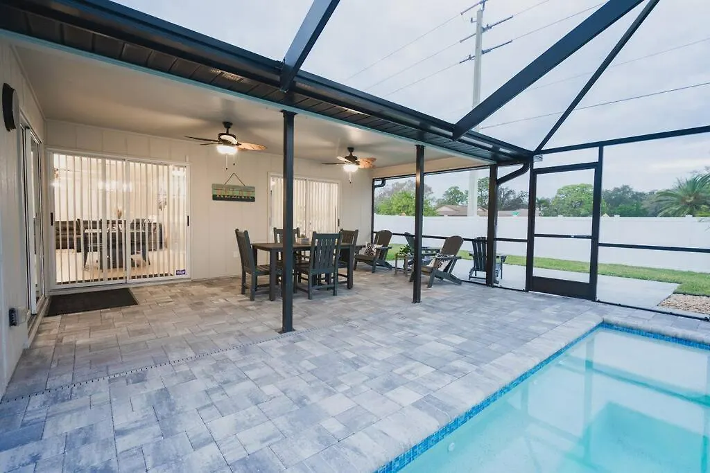 Beautiful Oak View Manor - Siesta & Legacy Trail
