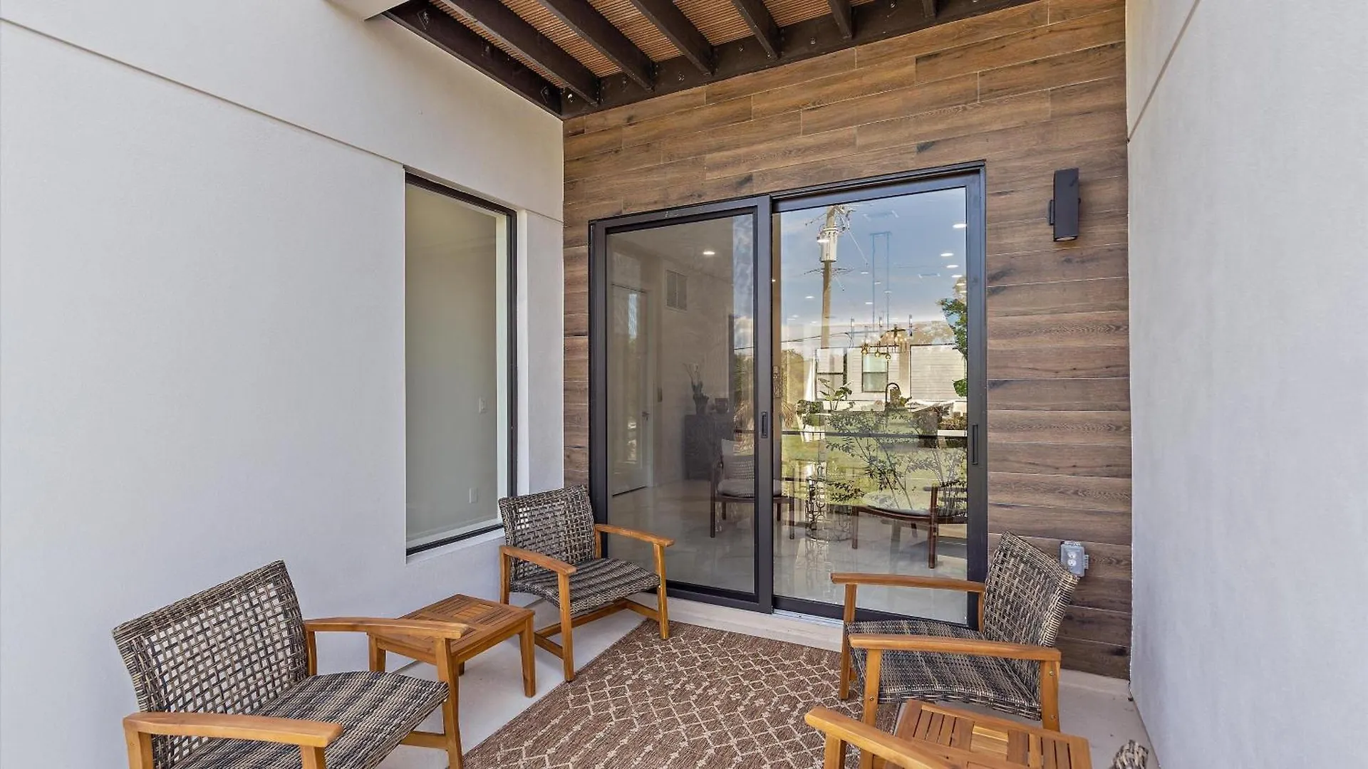 Uptown Luxury On Audubon