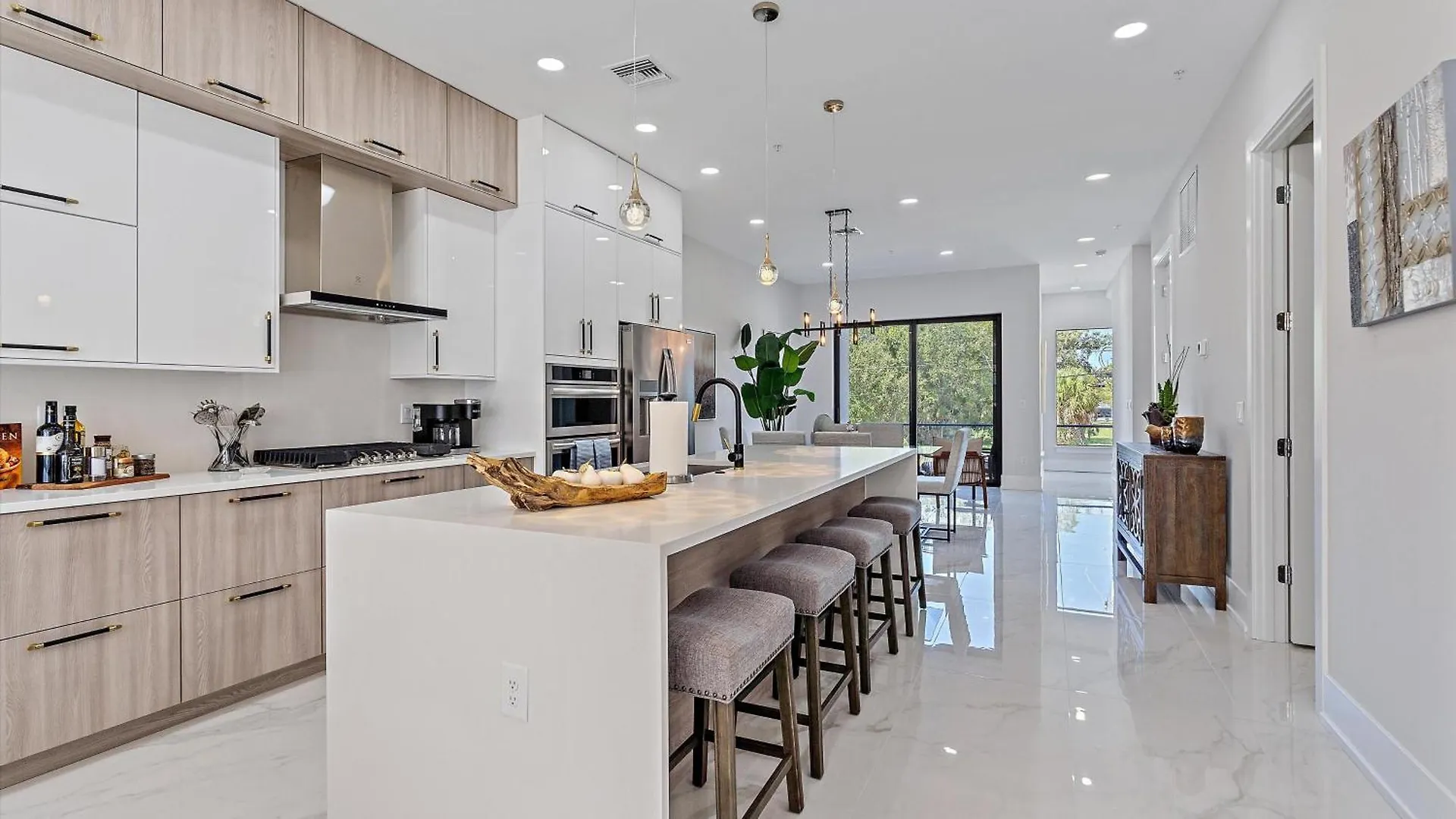 Uptown Luxury On Audubon