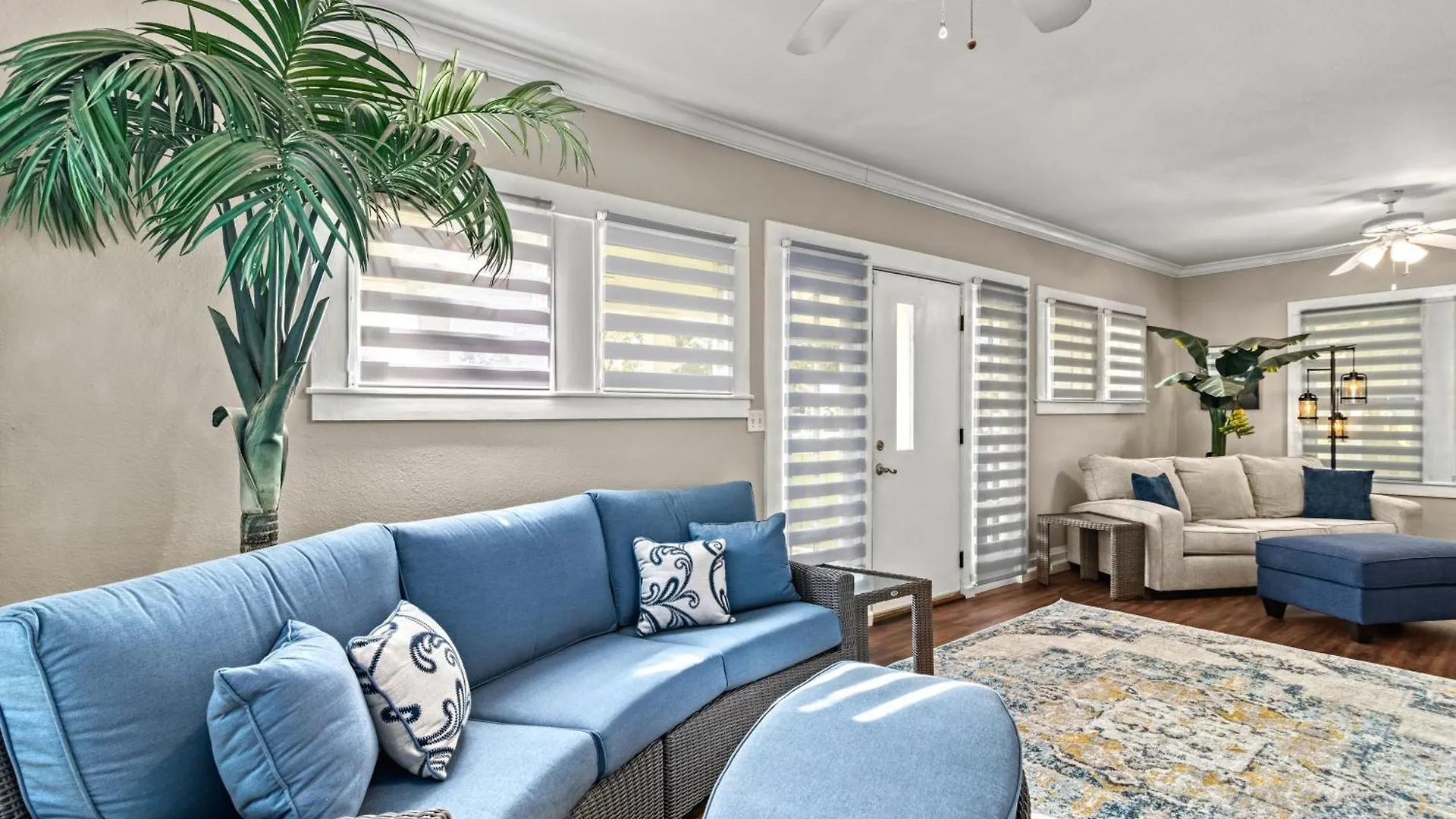 - 1745 Holiday home