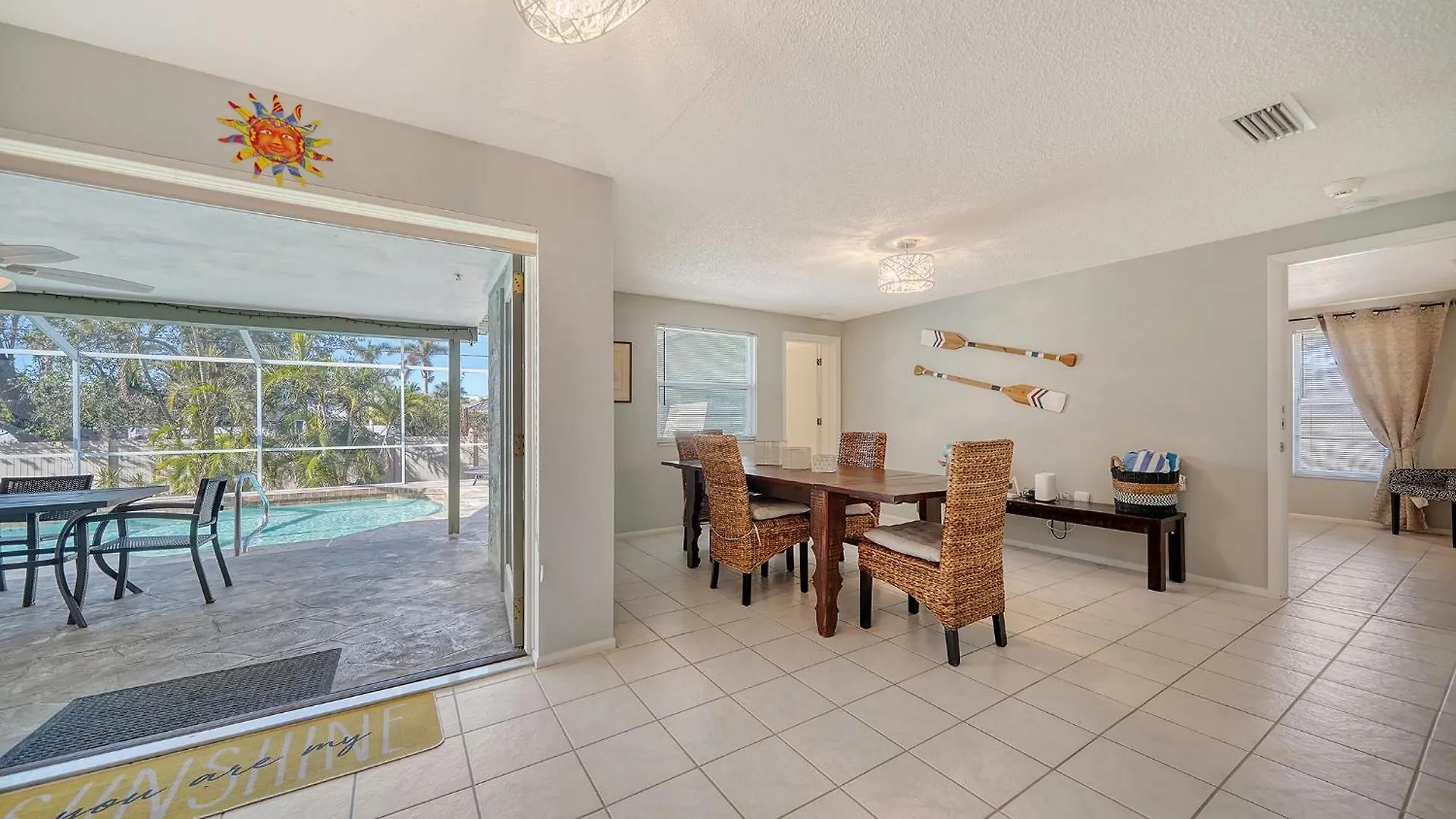 Short Walk To Beach, Restaurants, Bars, Fun & Holiday home Sarasota