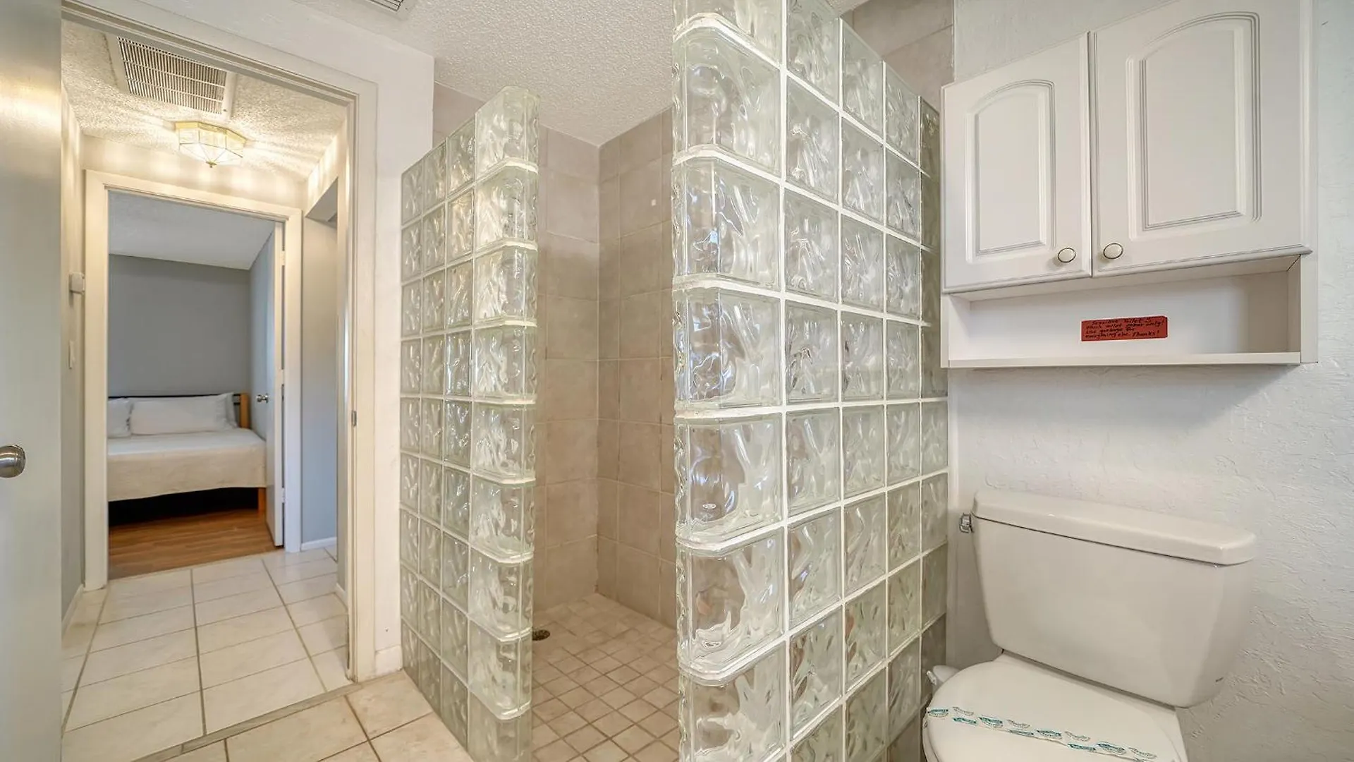 Short Walk To Beach, Restaurants, Bars, Fun & Holiday home Sarasota