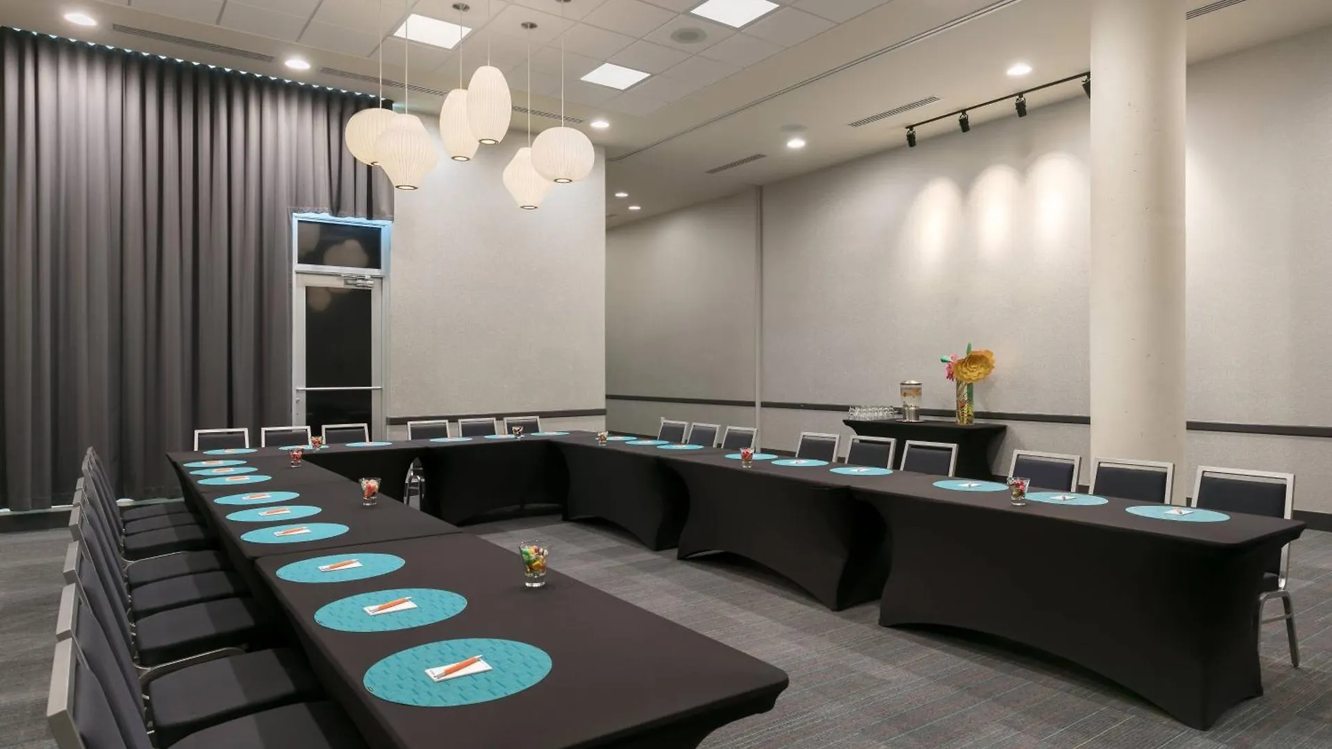 Hotel Aloft 4*