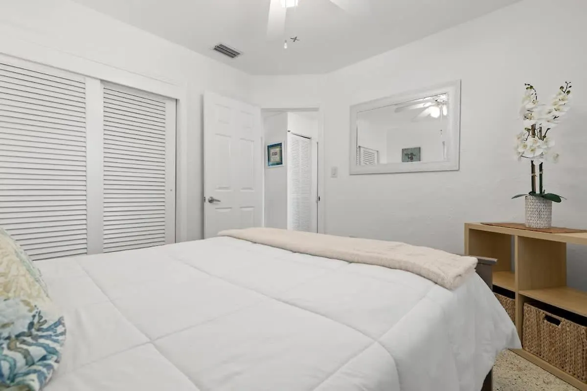Siesta Keys Neighbor 5min To - Entire