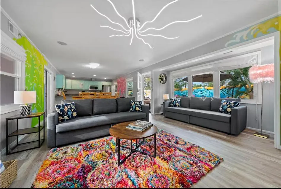 Trendy & Relaxing - Close To - Pool - Hot Tub