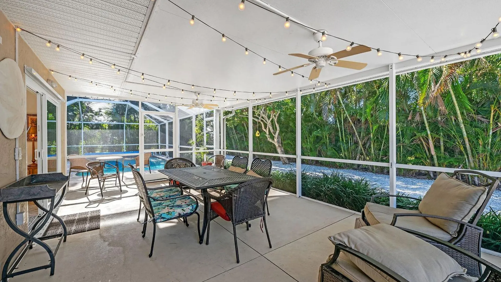 Comfy With Heated Pool Near Siesta Key Holiday home