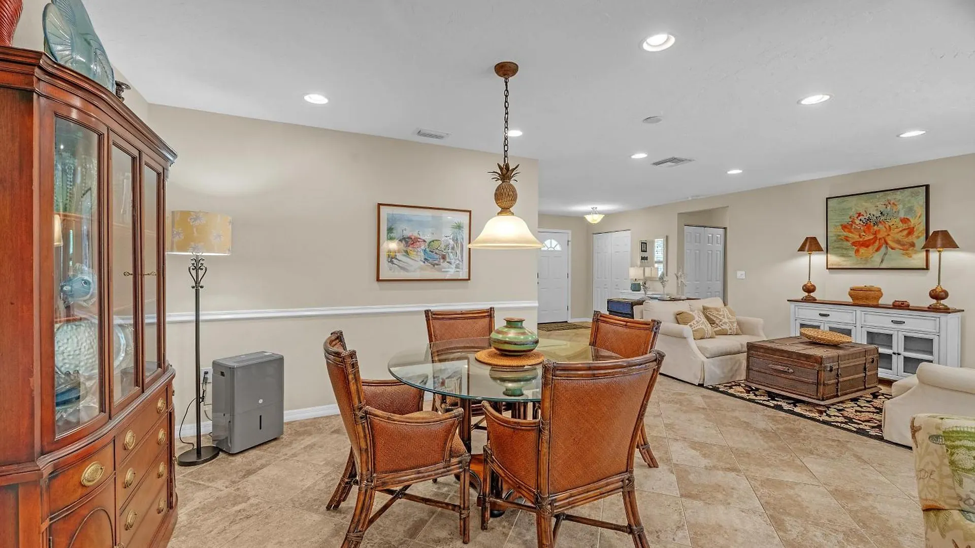 Comfy With Heated Pool Near Siesta Key Holiday home *