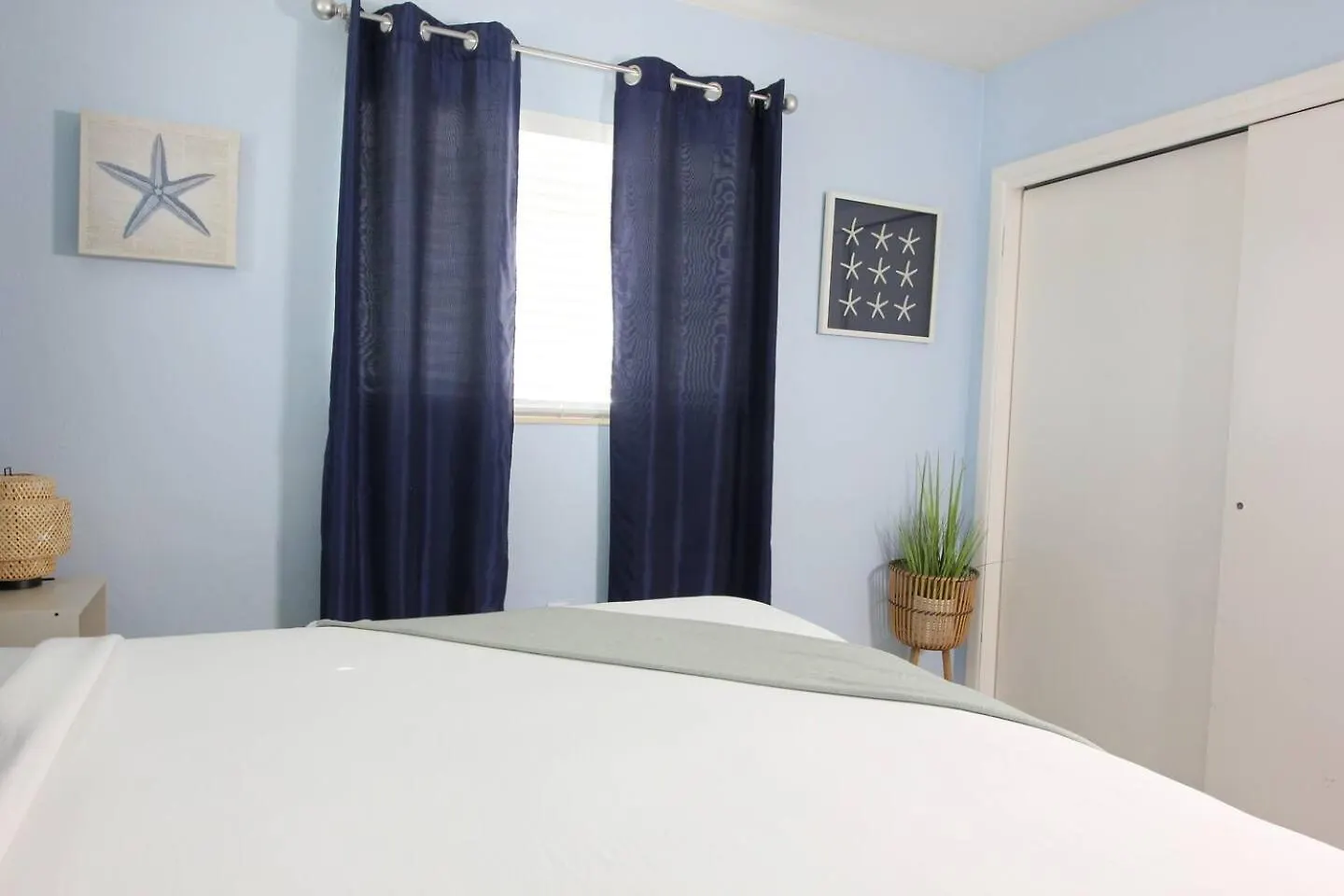 Quiet 2br1ba Firepit Near *