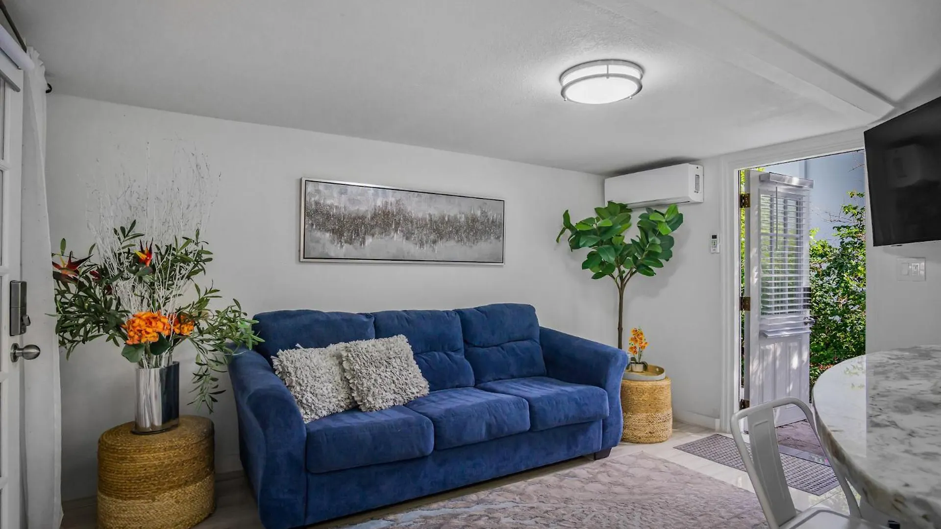 Heated Pool Just 1.7 Mi To The Ocean Pearl Apartment Sarasota