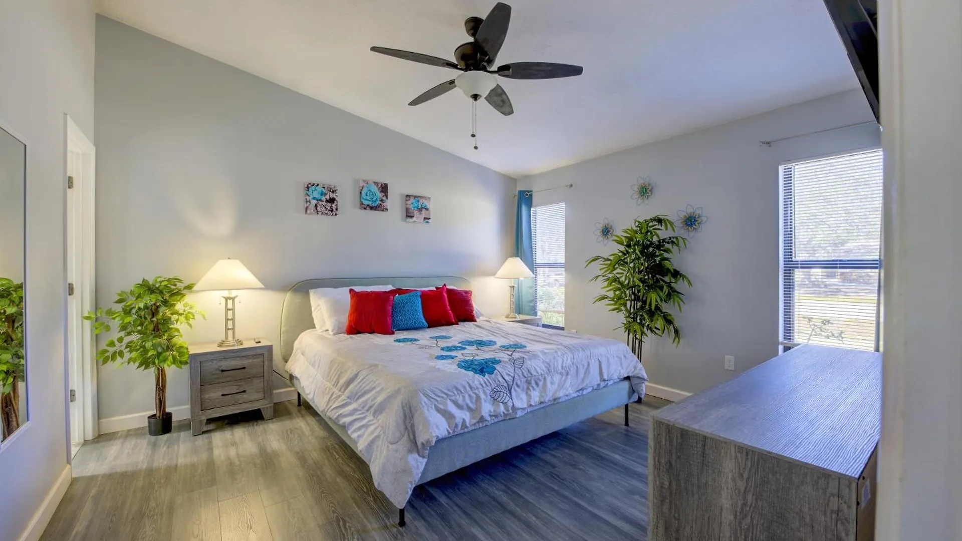 Holiday home Pingpong Tablekingparkingsmart Tv4 Tvsbbq Sarasota