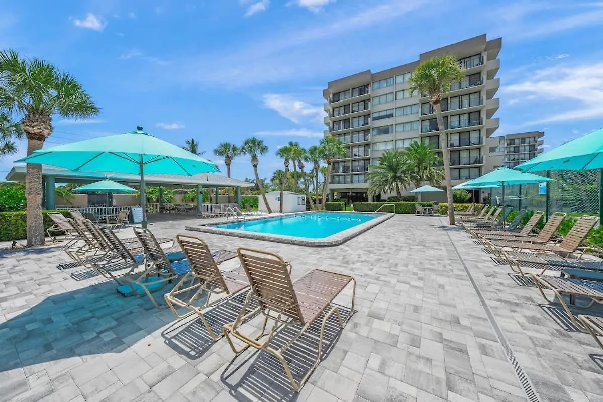 Upgraded House Across Siesta Key Sarasota