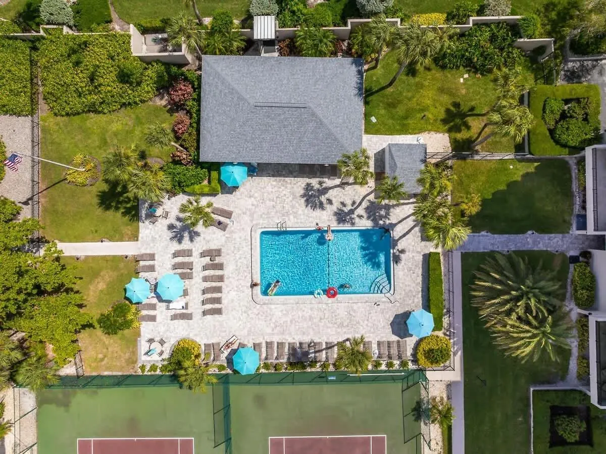 Upgraded House Across Siesta Key *