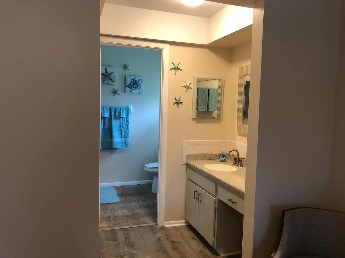 Holiday home Spacious 2bedroom - 2bathroom House - 5 Min To Siesta Key With Heated Pool