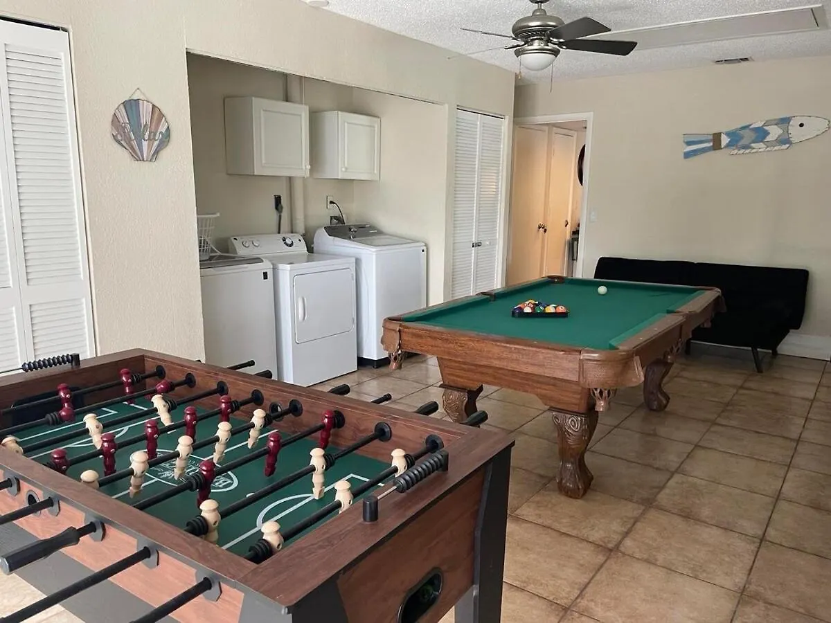 Spacious 2bedroom - 2bathroom House - 5 Min To Siesta Key With Heated Pool *
