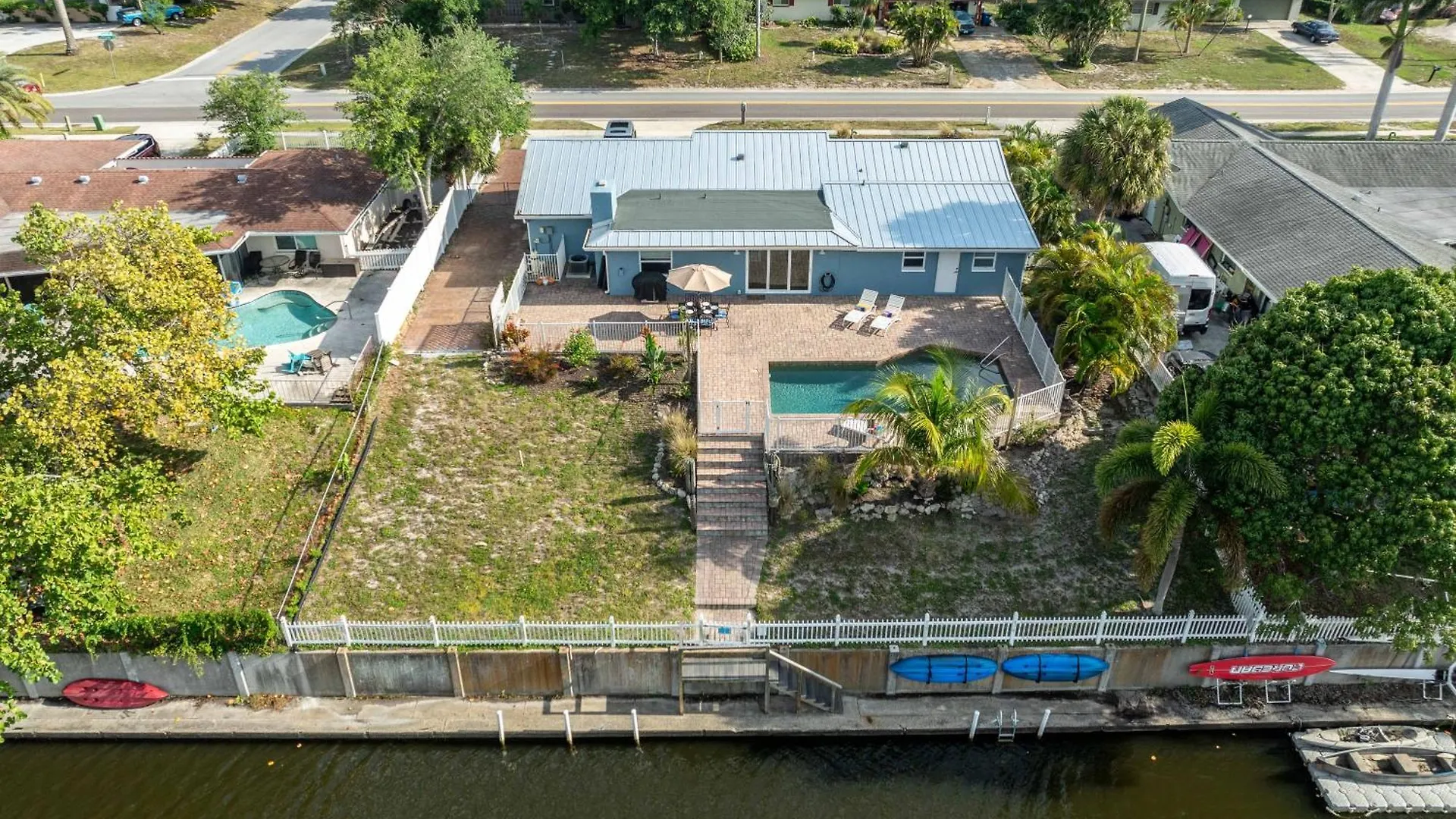 Villa 3 Bed, 3 Bath, Pool With Boat Dock *