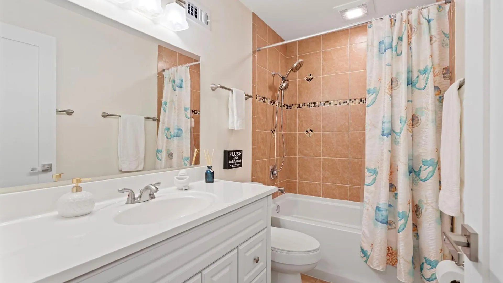 3 Bed, 3 Bath, Pool With Boat Dock *
