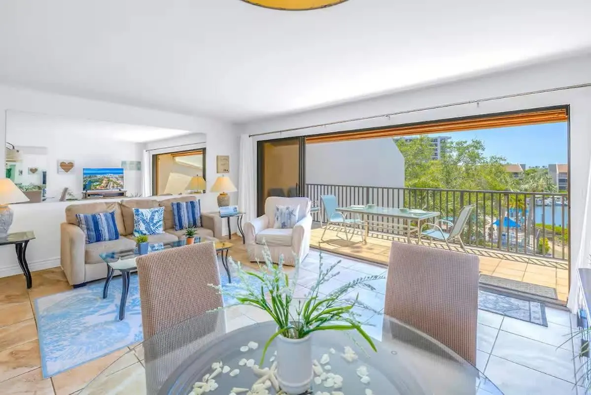 Charming 2br Lagoon-view Steps To Siesta Key Holiday home *