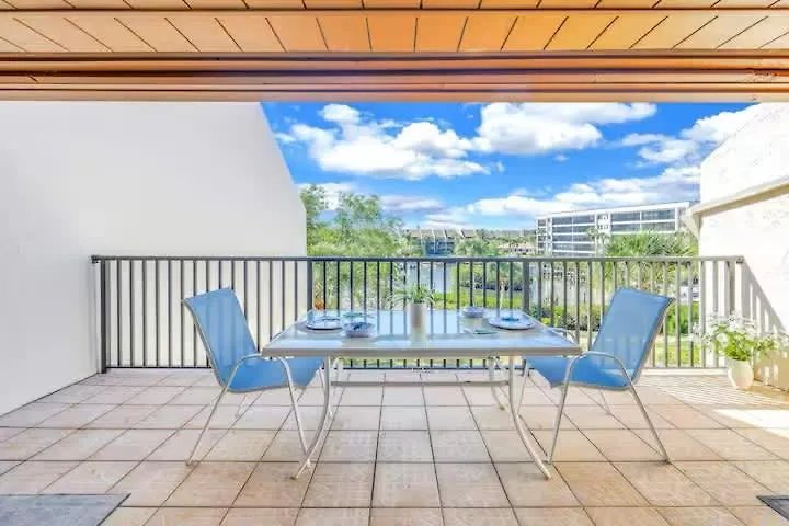 Holiday home Charming 2br Lagoon-view Steps To Siesta Key Sarasota