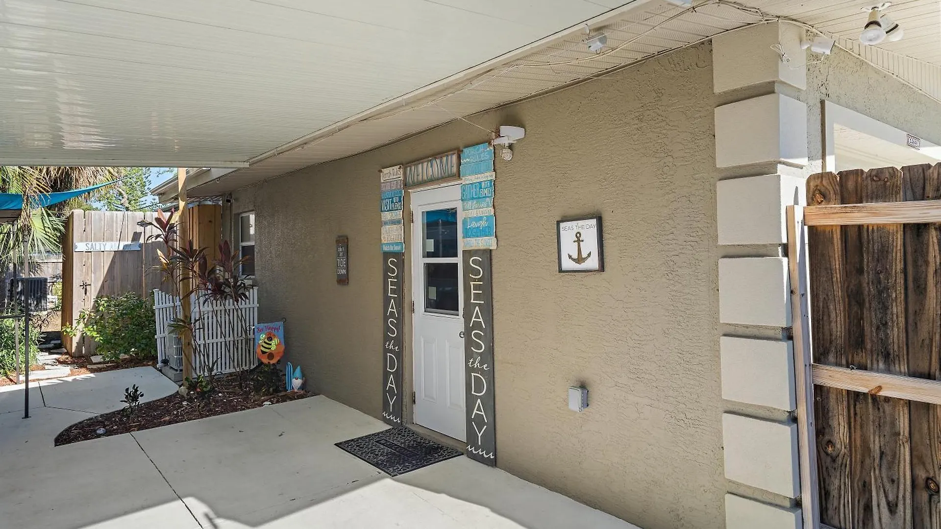 Siesta Key Private Retreat -screened Pool Haven Holiday home *
