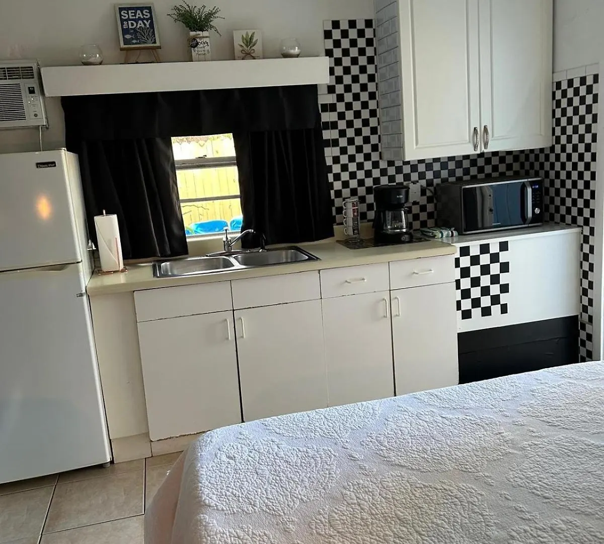 Mini Studio: 10 Min/siesta Key/private Entrance/ Apartment