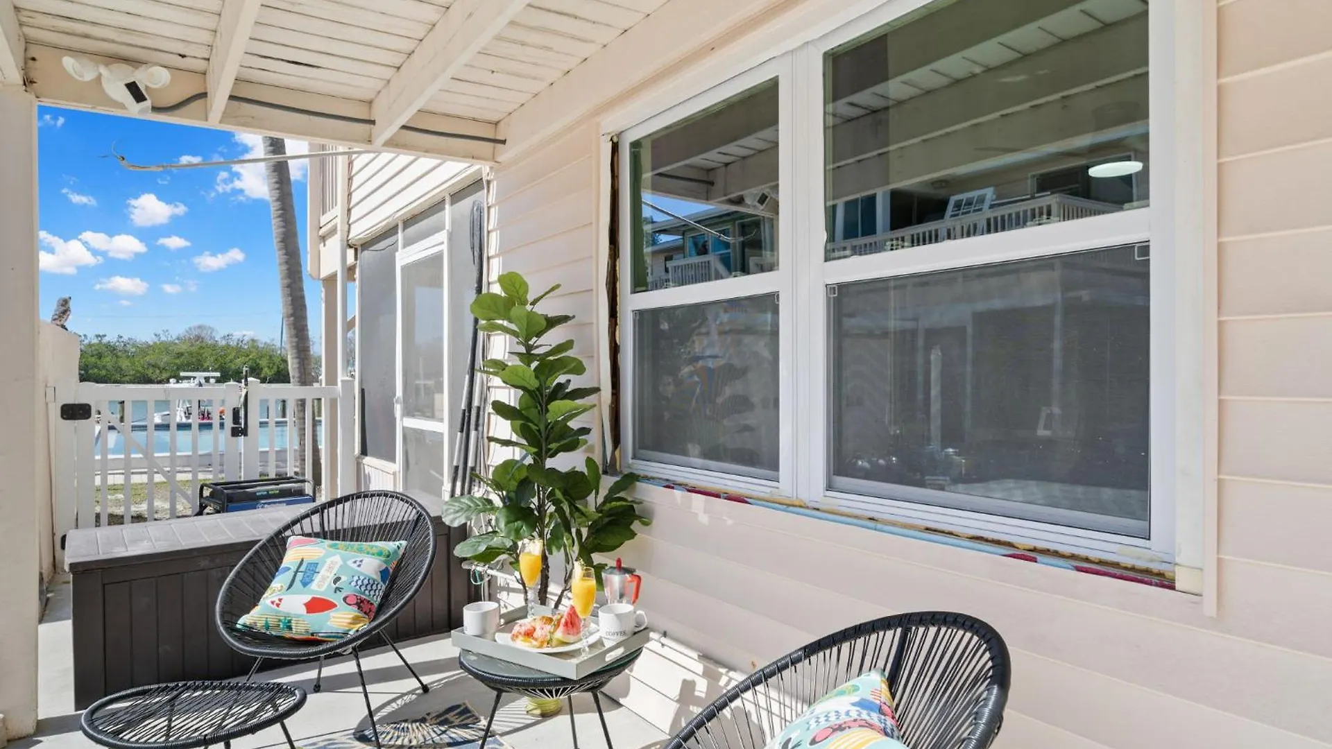 Apartment Manatee Key-waterfront Minutes To Turtle