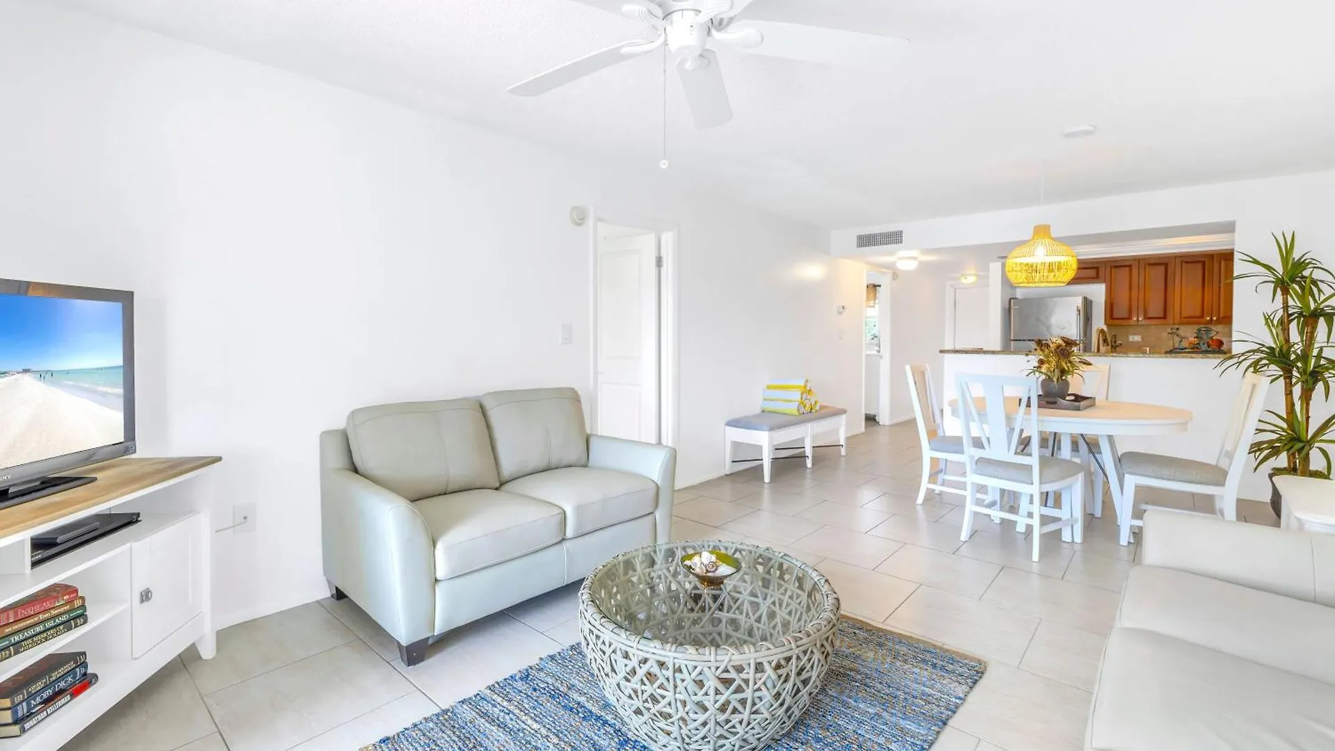2br- 359pbc Sarasota