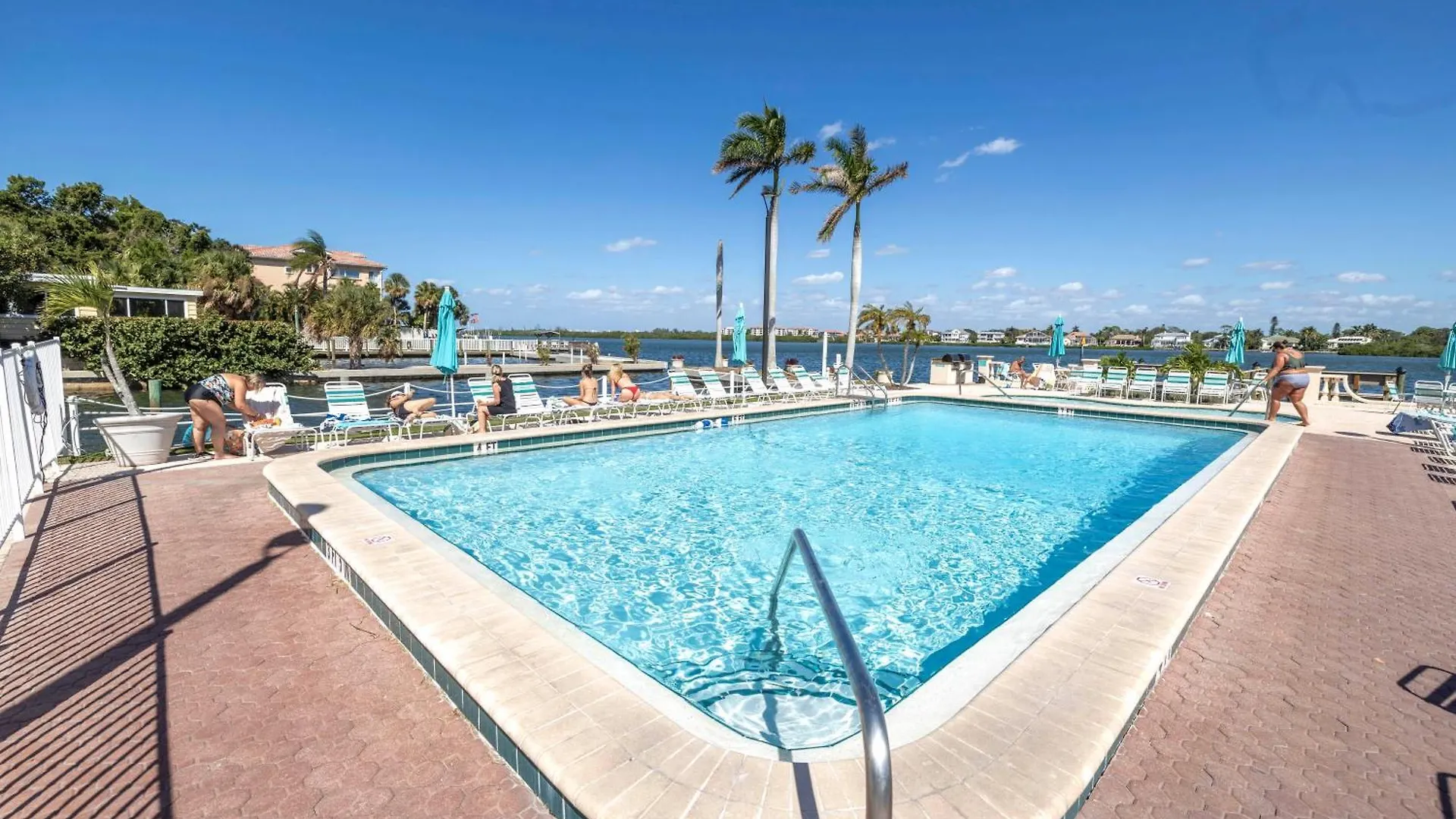 2br- 359pbc Holiday home *