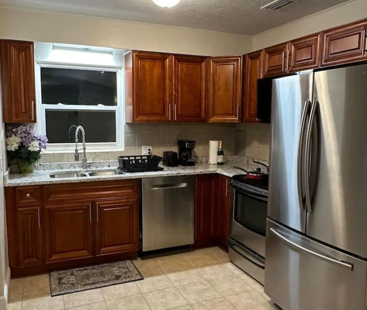Peaceful Oasis 7 Min To Siesta Key Holiday home Sarasota