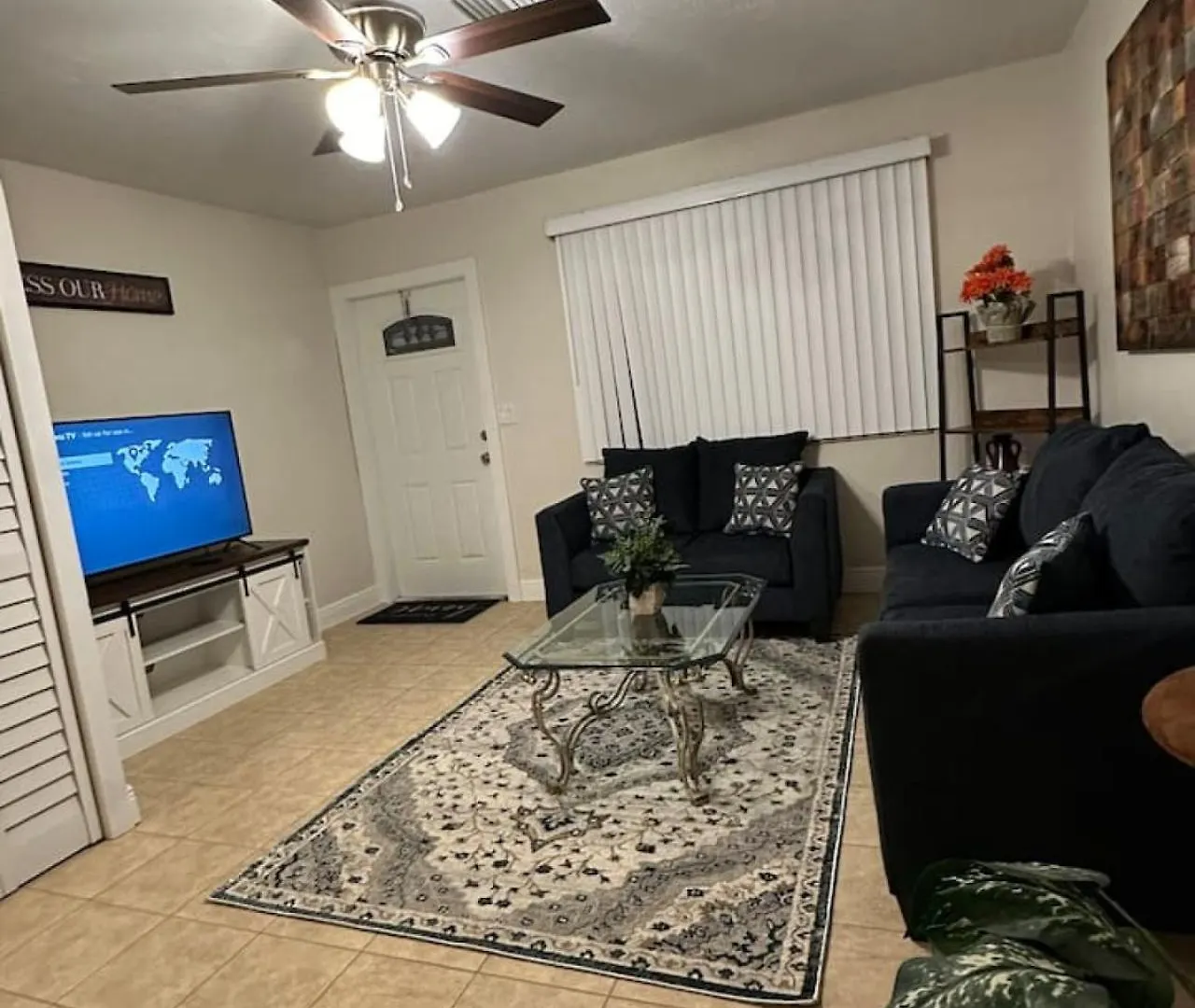 Peaceful Oasis 7 Min To Siesta Key Holiday home