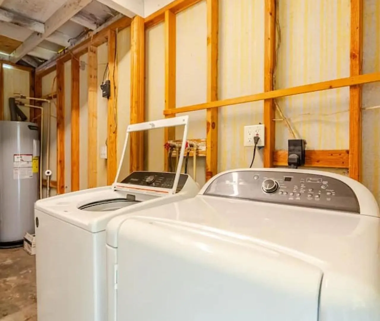 Holiday home Pvt In Shared Near