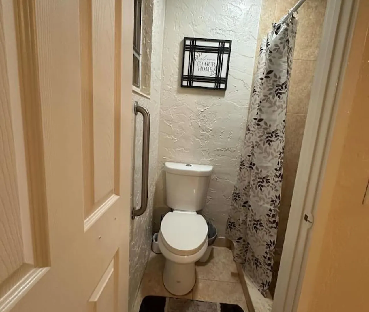Pvt In Shared Near Sarasota
