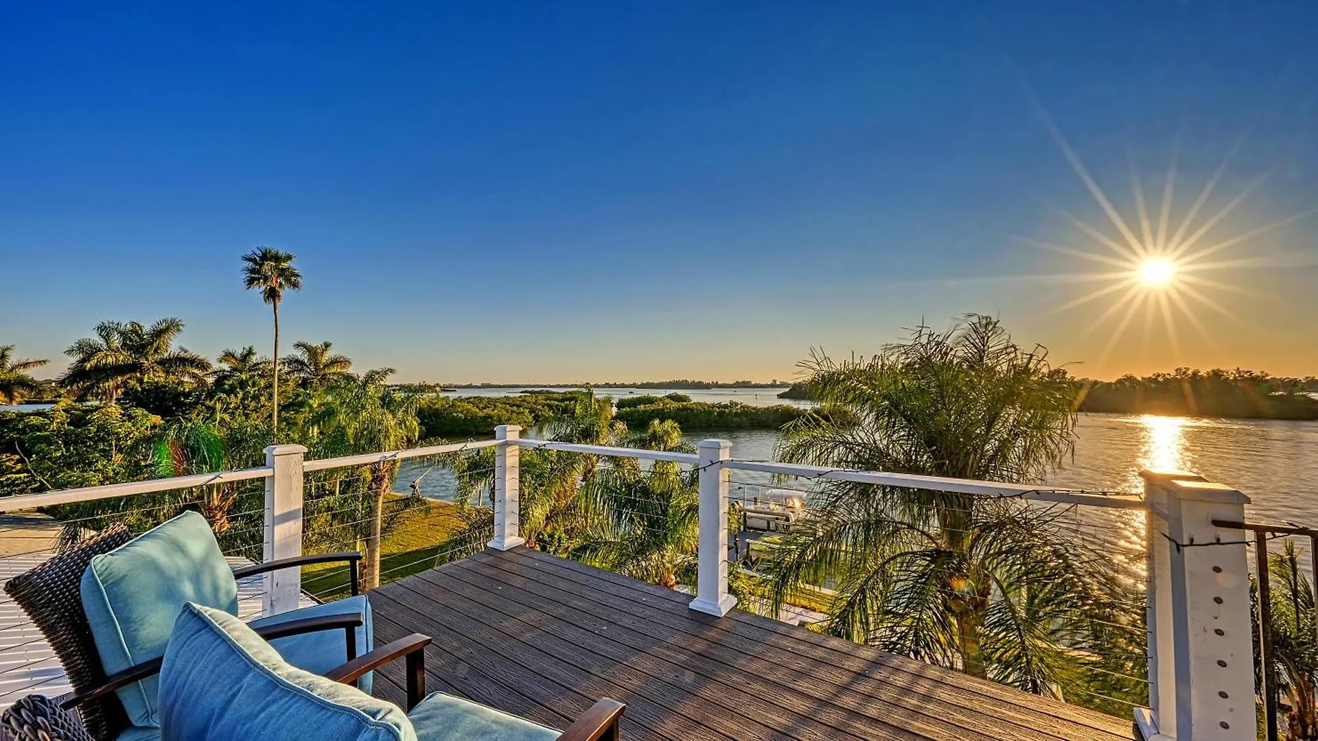 The Pearl On The Bay - 1370 Holiday home *