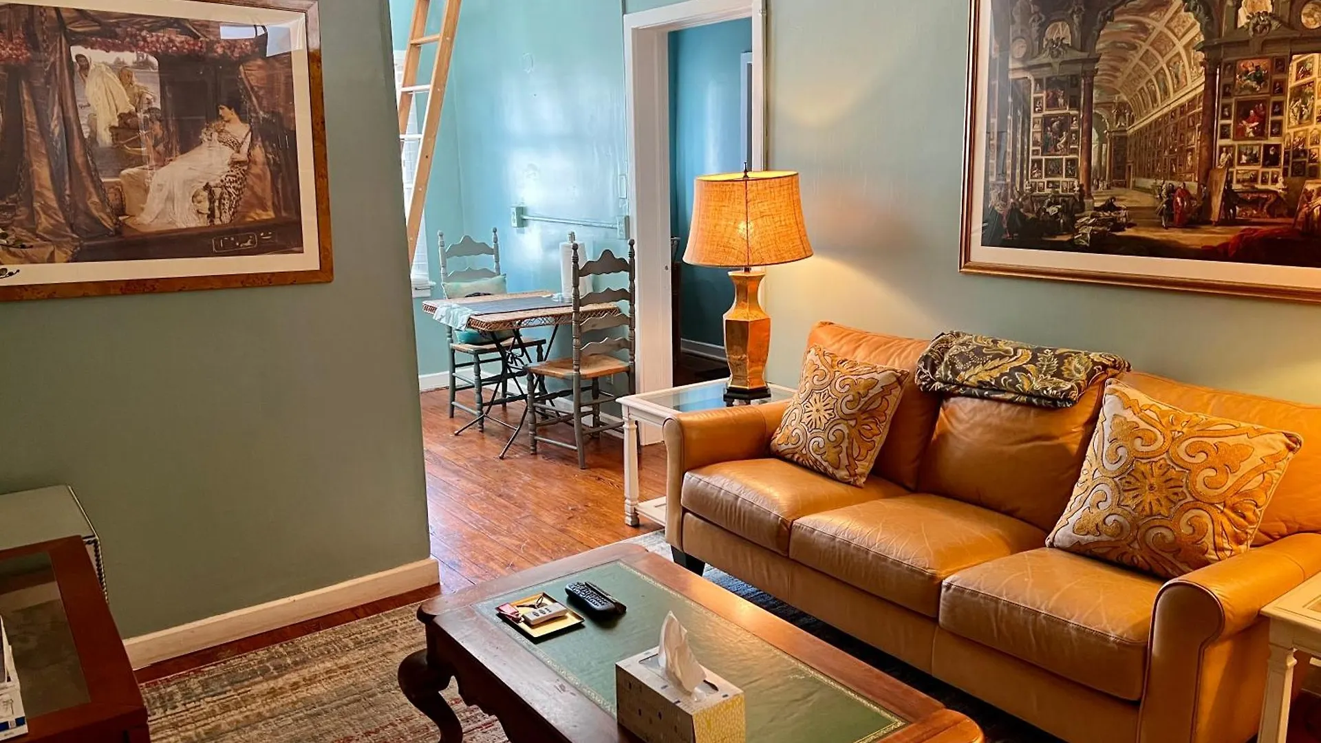 Burns Square Hotel Sarasota