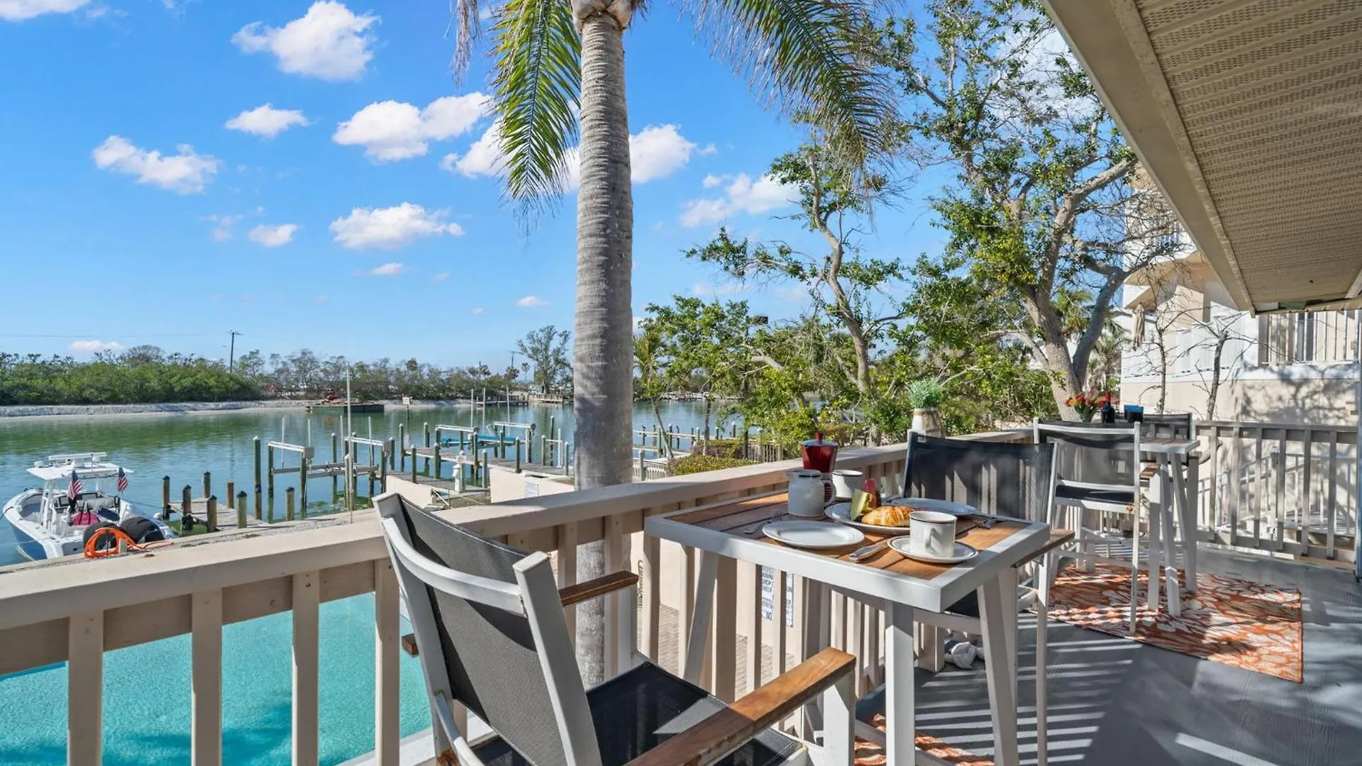 Bayside Escape-condo W Dock Pool And Near