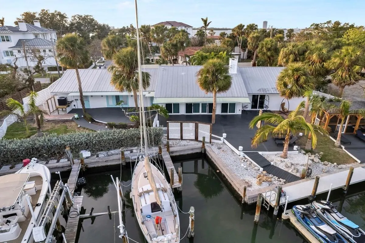 Adventure At Siesta Key & Sandbar Escape Villa *