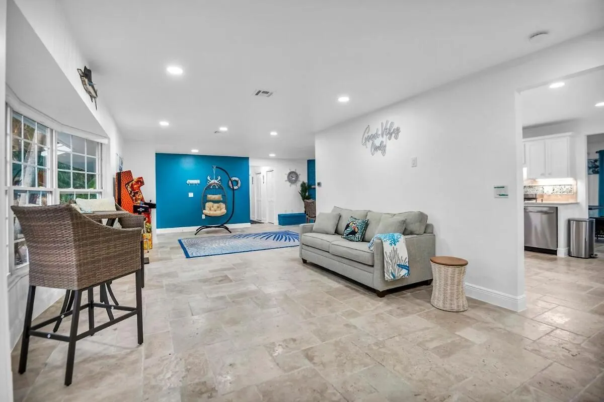 Adventure At Siesta Key & Sandbar Escape Villa Sarasota