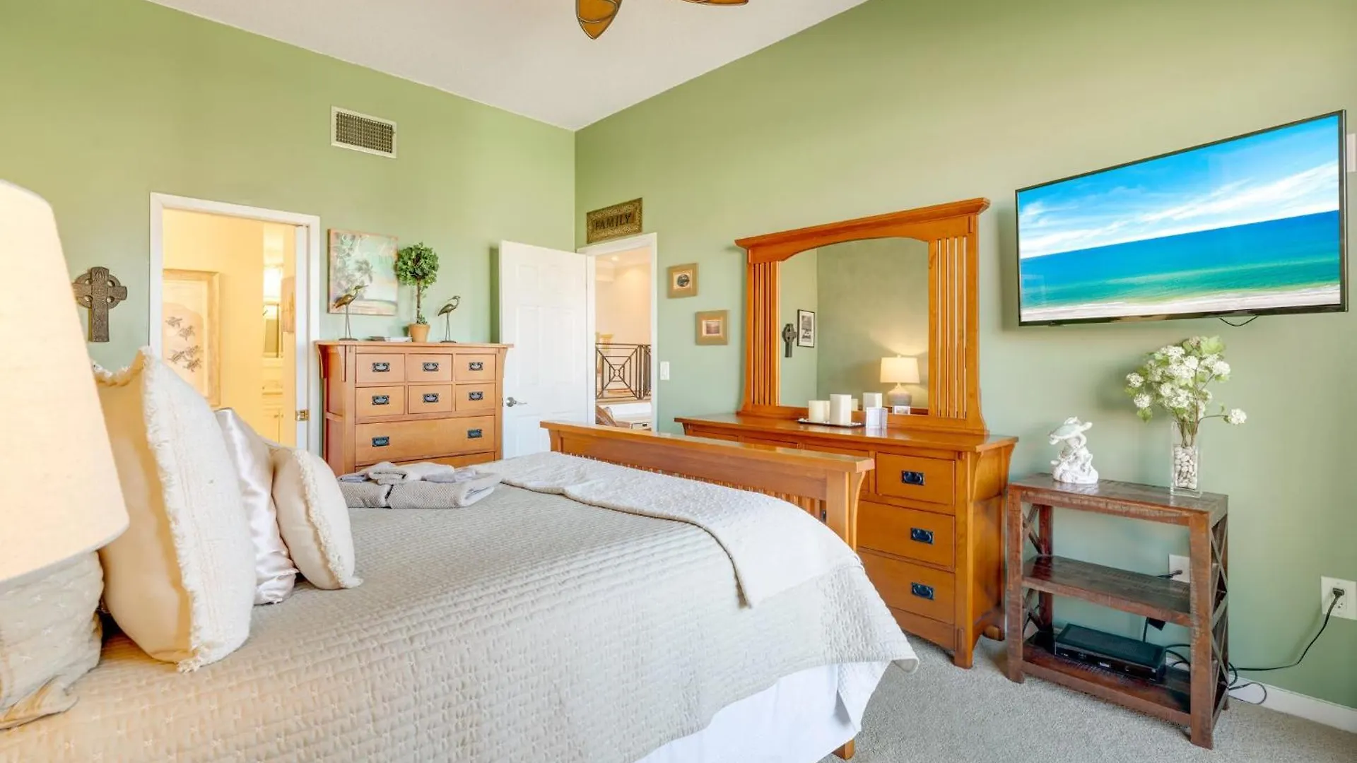 Upgraded House Across Siesta Key Holiday home Sarasota