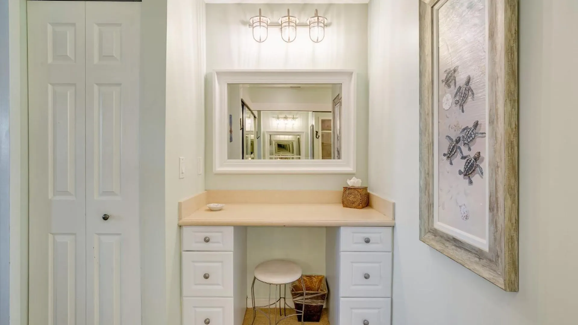 Upgraded House Across Siesta Key Holiday home *