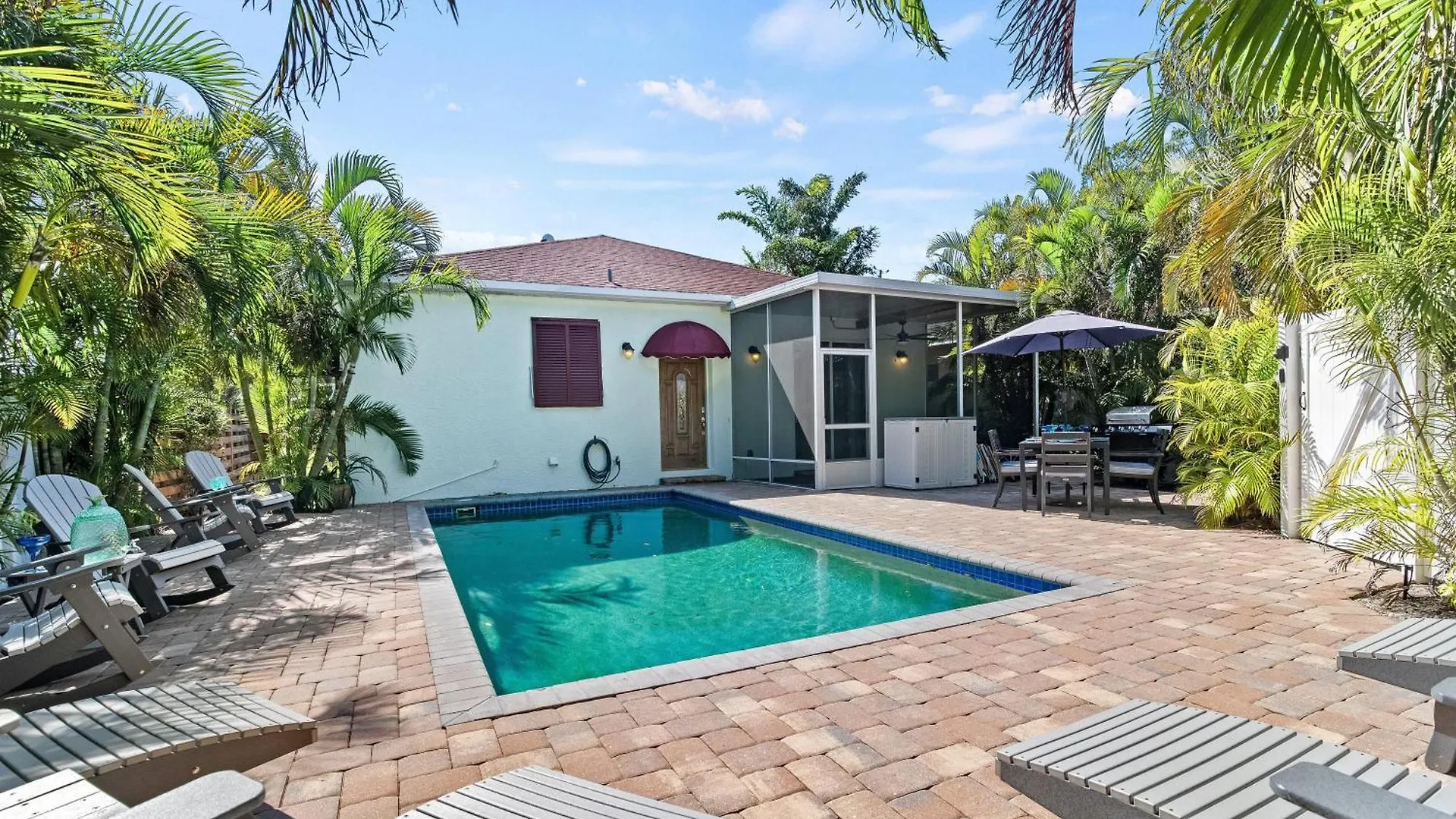 Luna Nueva - 2048 Sarasota